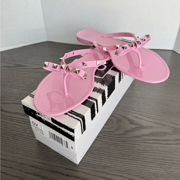 NWT Dolce Vita Pink Studded Sandals.  Size 9 - Picture 1 of 12